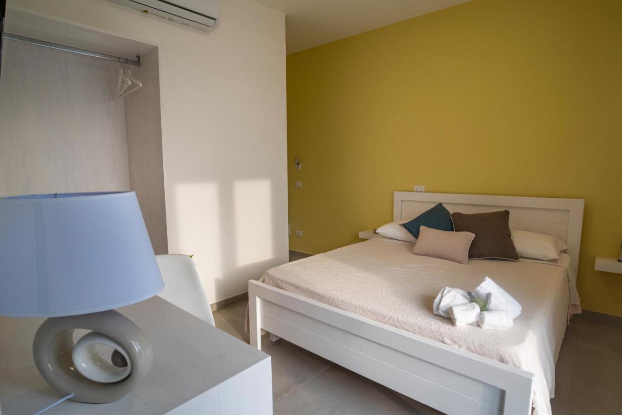 아그로폴리 Quasi In Porto B&B 외부 사진