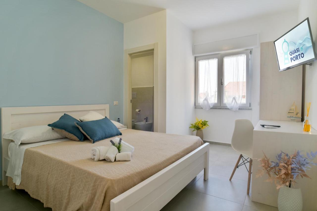 아그로폴리 Quasi In Porto B&B 외부 사진